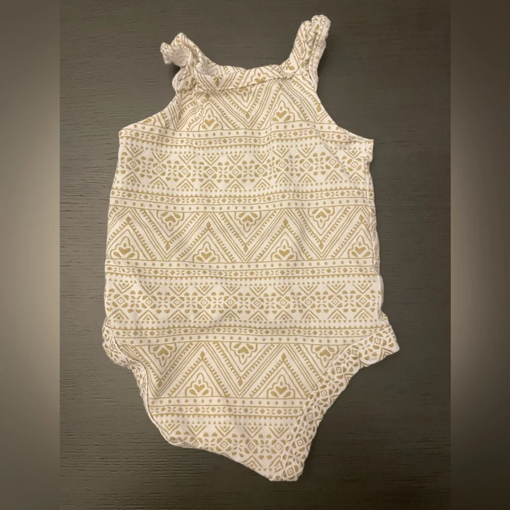 Carter’s Newborn Baby Girl Pink, Black and Tan Onsies Outfits Bundle NWOT - Picture 11 of 14